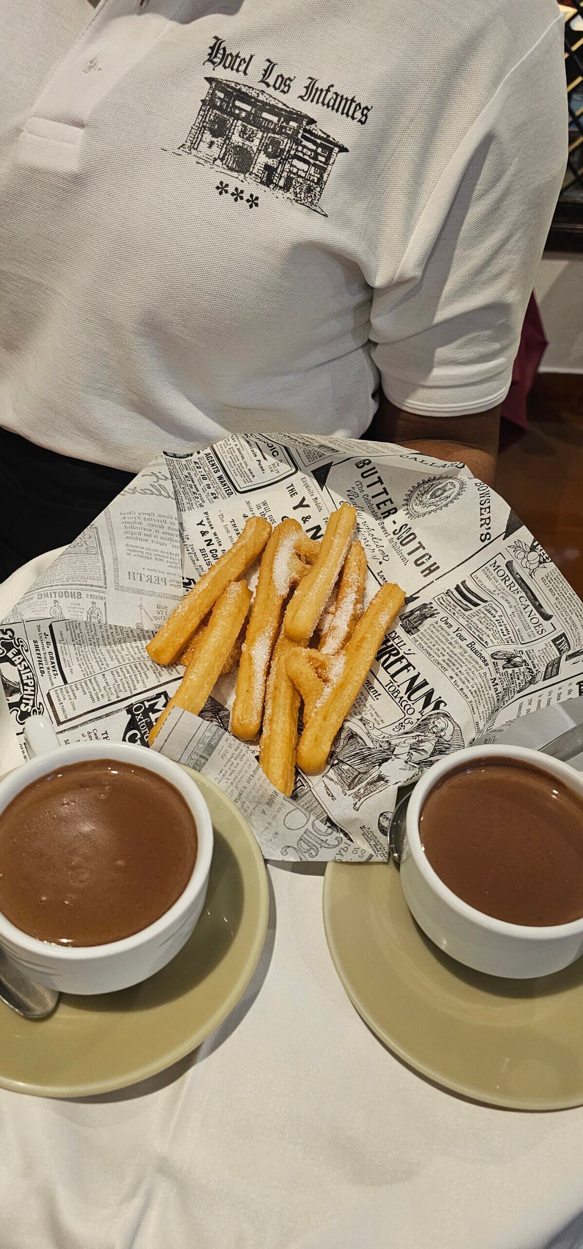 CHOCOLATE CHURROS CHOCOLATE CON CHURROS ARTESANALES